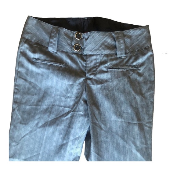 Women’s Gray with Straps Pants Low Rise Size 9 New With Tag - Picture 4 of 10